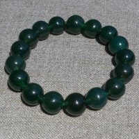 Bracelet from semiprecious stones model 2